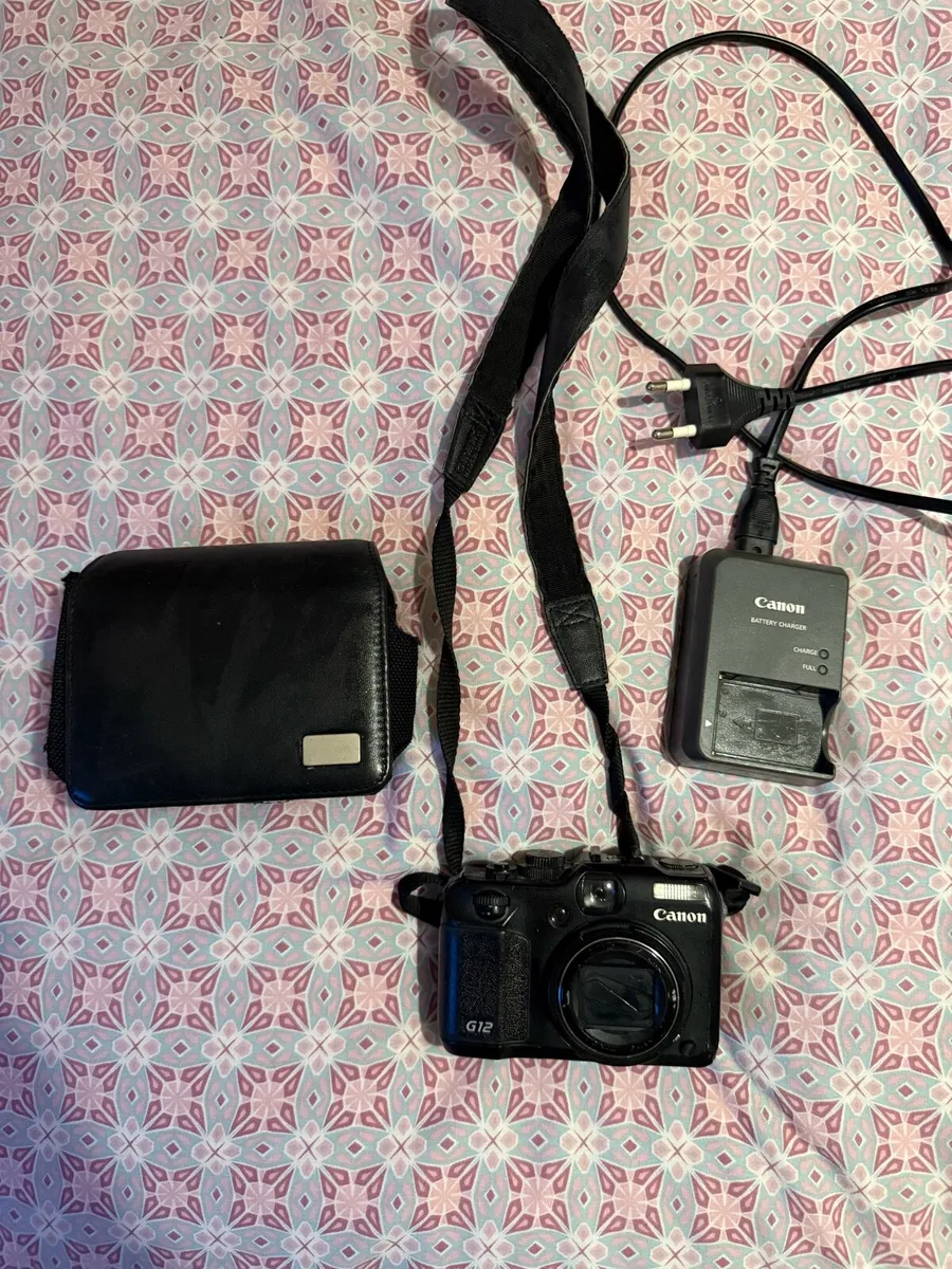 Canon Powershot G12 Camera - Image 1