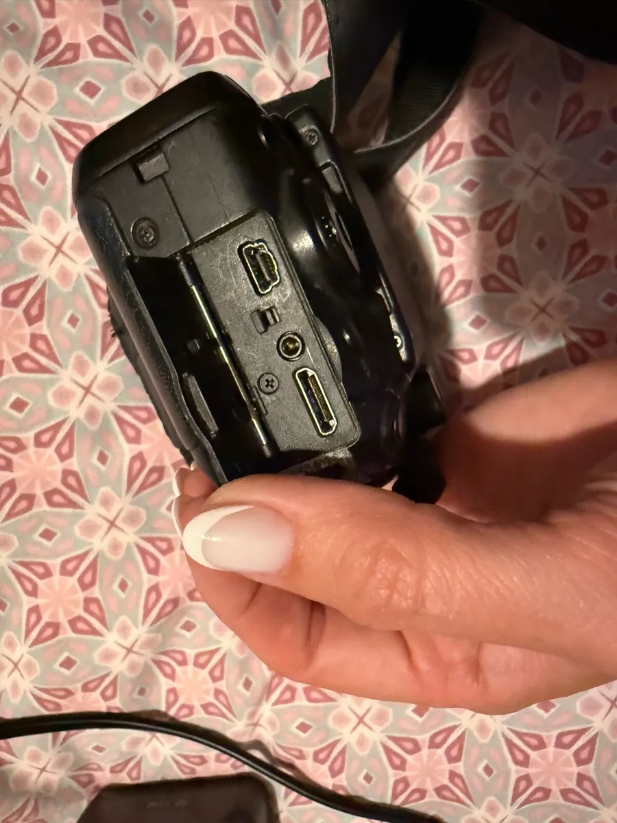 Canon Powershot G12 Camera - Image 3