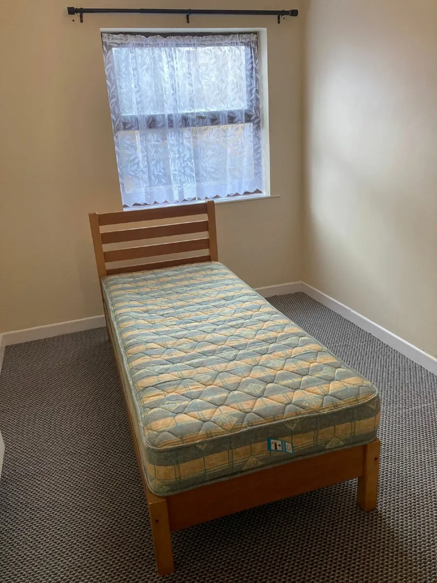 Flat to rent - Image 2