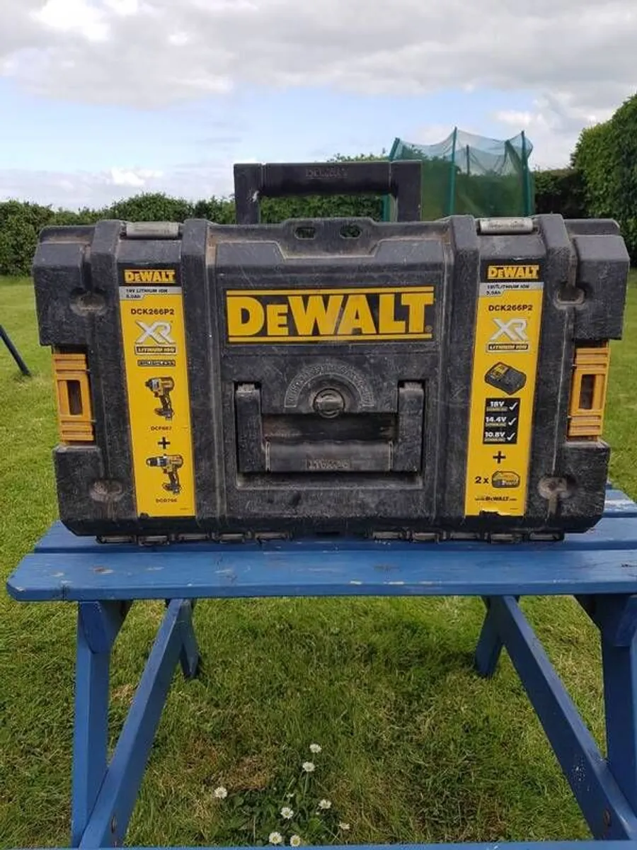 DeWalt Breaker 110v Sale or P/ex - Image 2