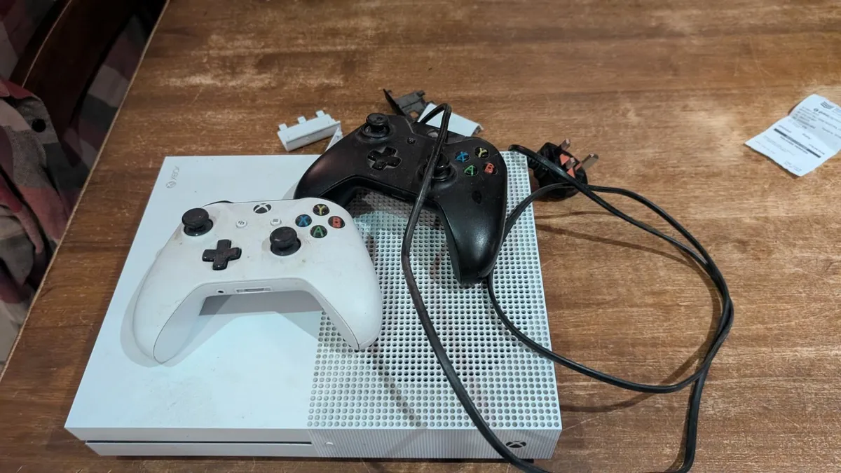 Xbox one s - Image 1