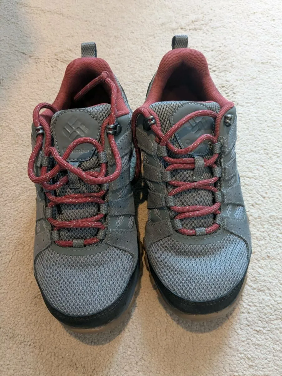 Hiking shoes - Image 3