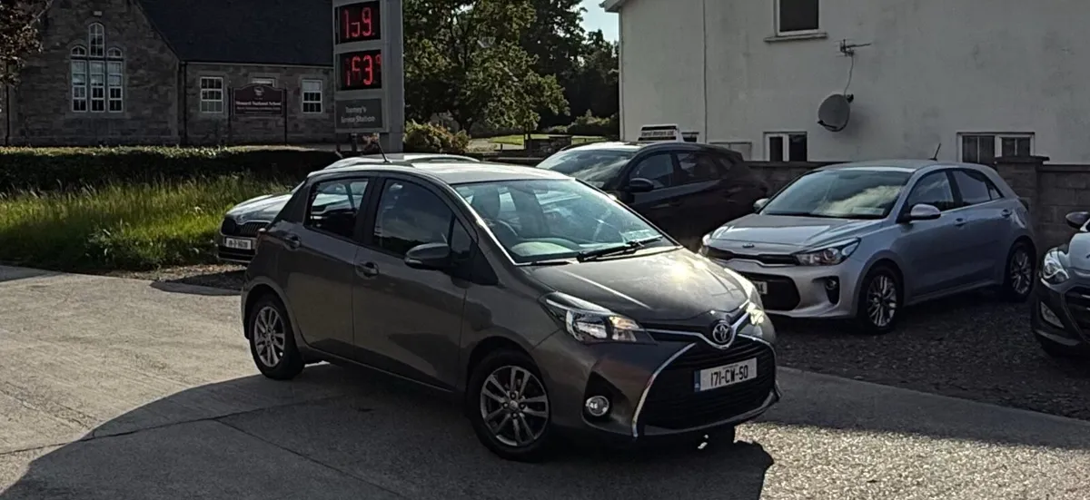 17 Toyota Yaris 1.0 Nct&Tax - Image 2