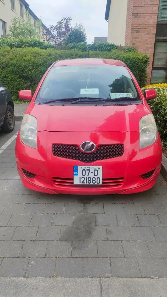 Toyota Yaris / Vitz - Image 1