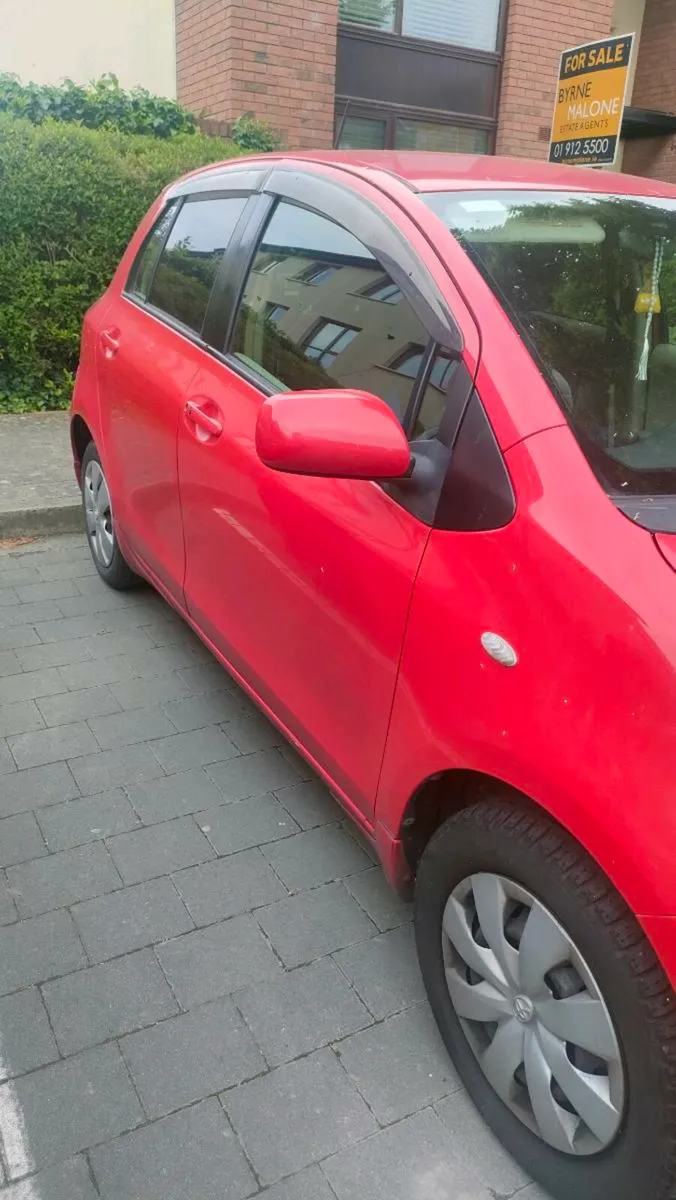 Toyota Yaris / Vitz - Image 3