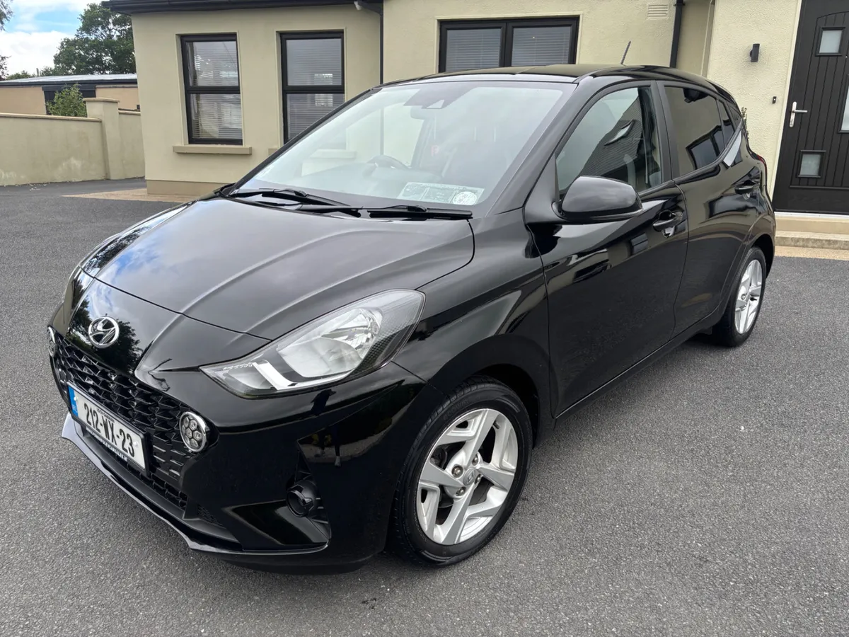 2021 (212)Hyundai i10 Deluxe Plus 1.0 Petrol 50KMS - Image 2