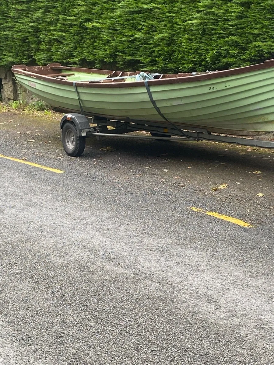 Anglers fancy  19 ft boat