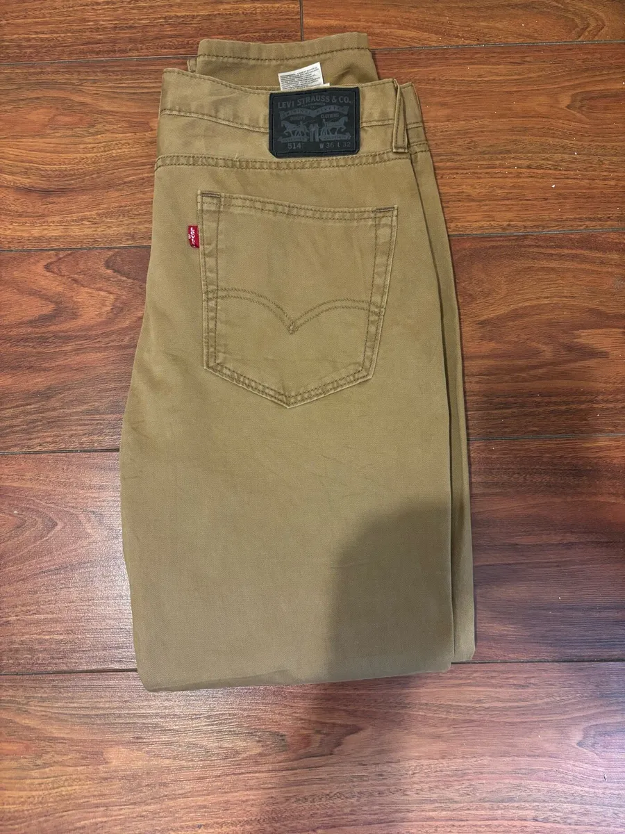 Levi's 514 Jeans 36 x 32 - Image 2