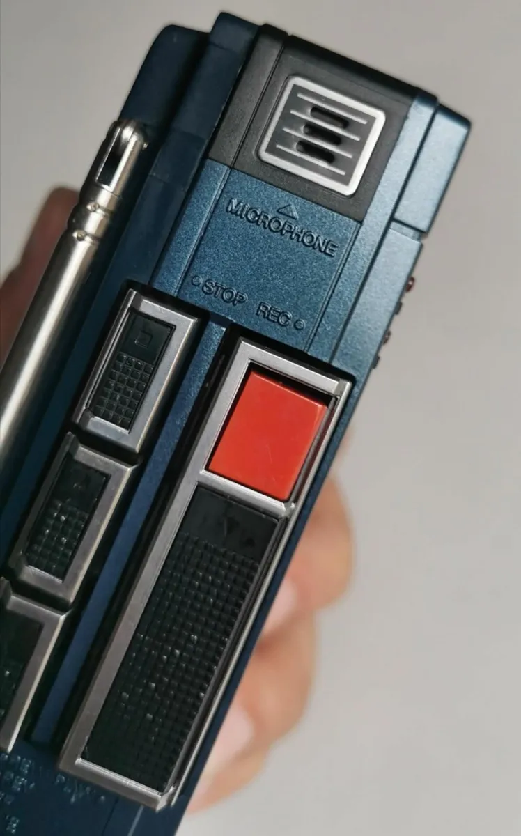 National (Panasonic) RX1950 Cassette Player Walkma - Image 2