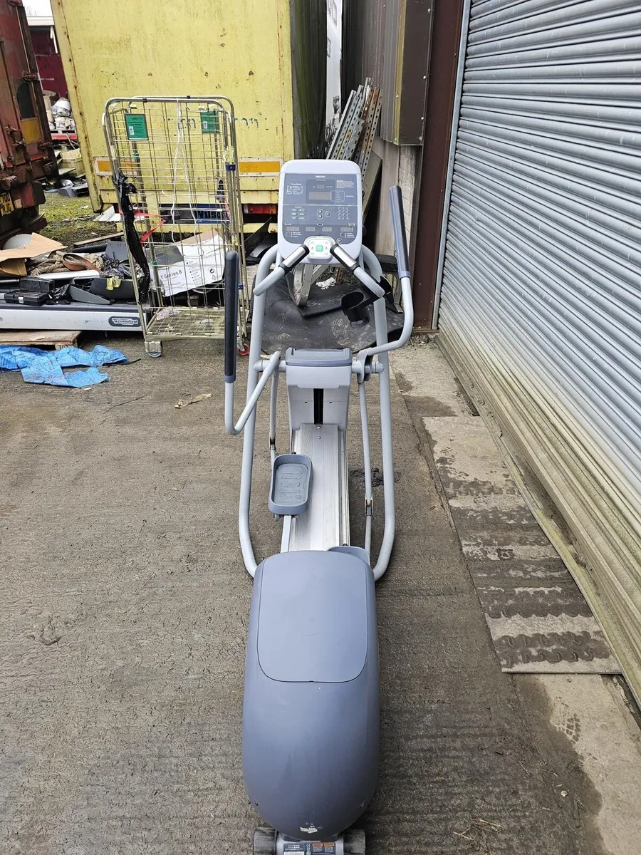 PRECOR CROSSTRAINER - Image 2