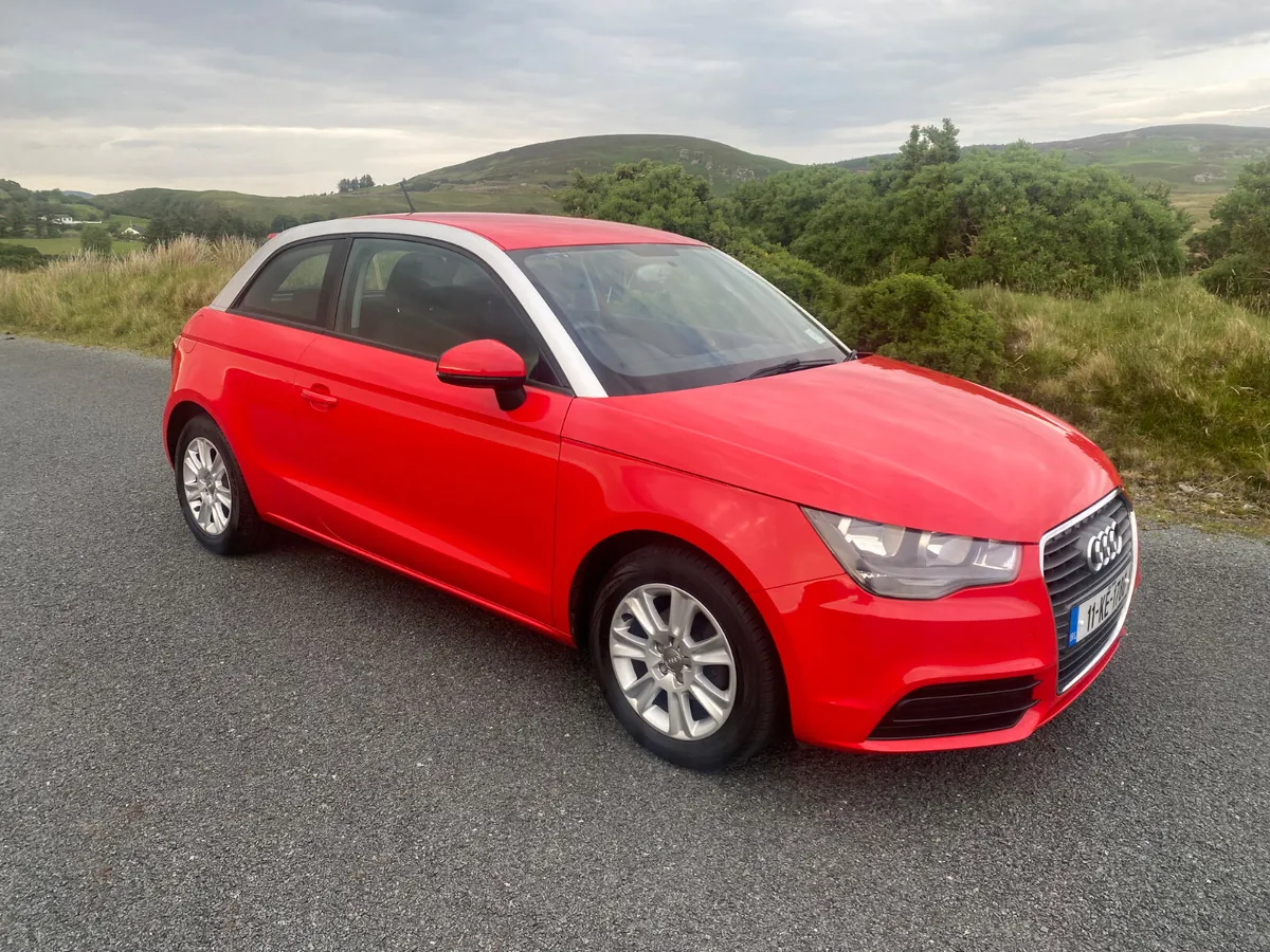 Audi A1 2011 - Image 2