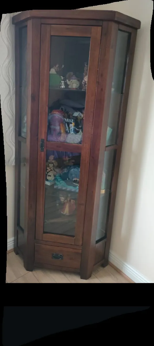 Display cabinet.