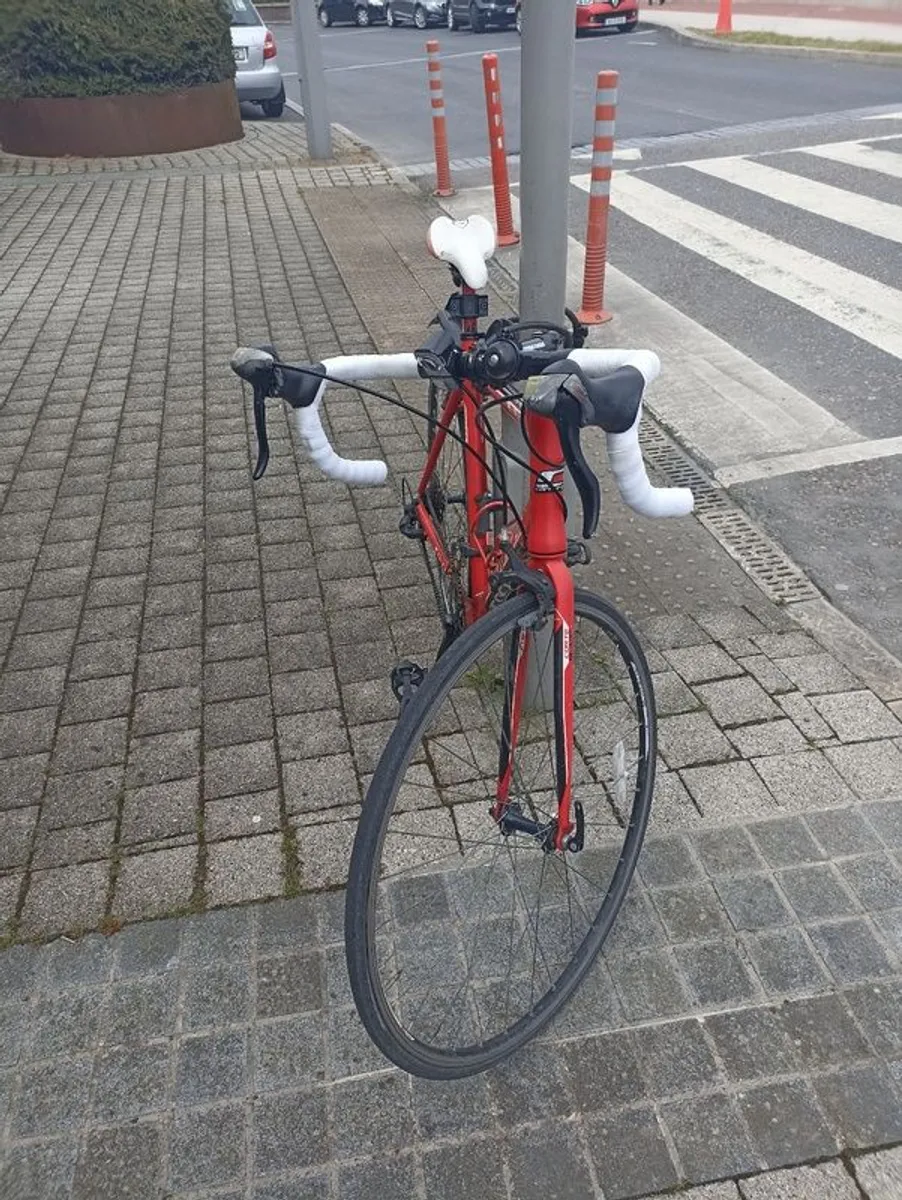 Correro Road BIKE good condition newly repaired in decathlon - Image 4