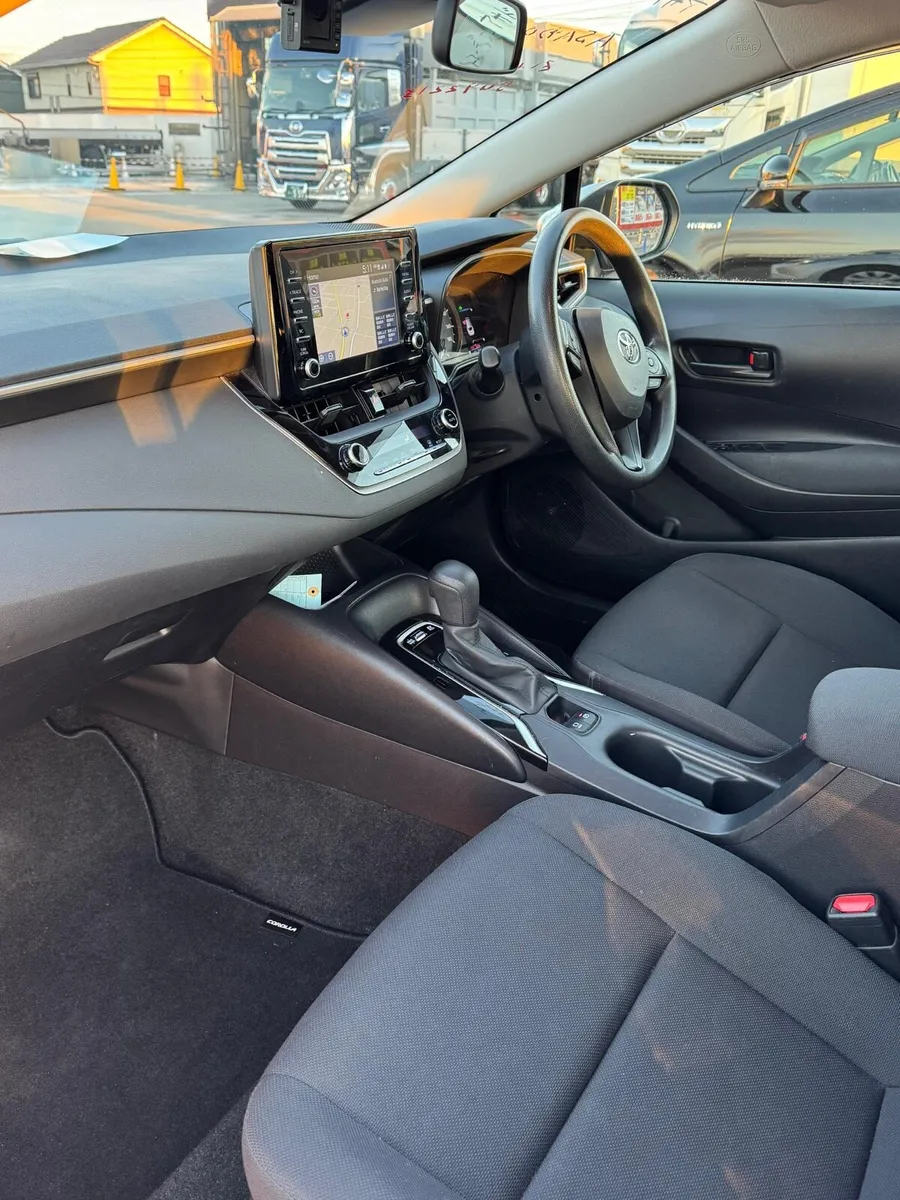 Toyota Corolla - Image 3