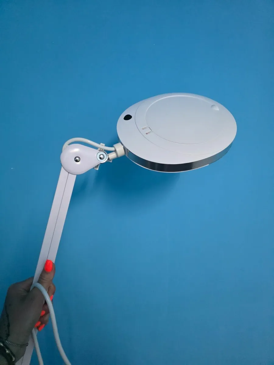 Beauty lamp - Image 3