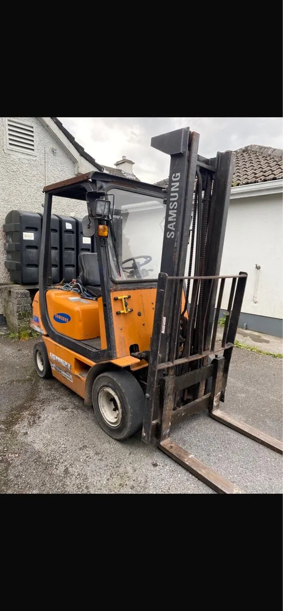 2000 Samsung 1.8 ton container mast forklift - Image 1