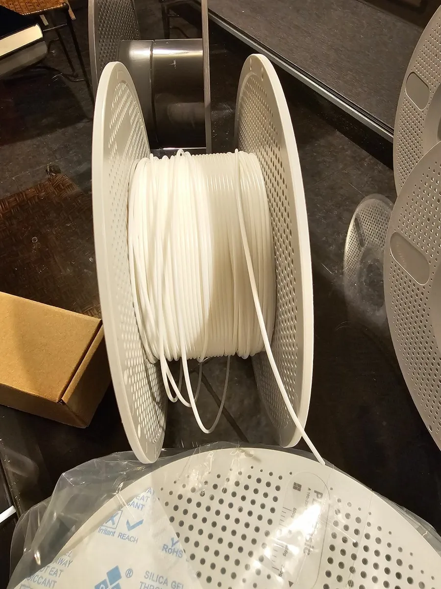 Bambu Lab Filament+ 4 Spools+ Nozzle+more - Image 3