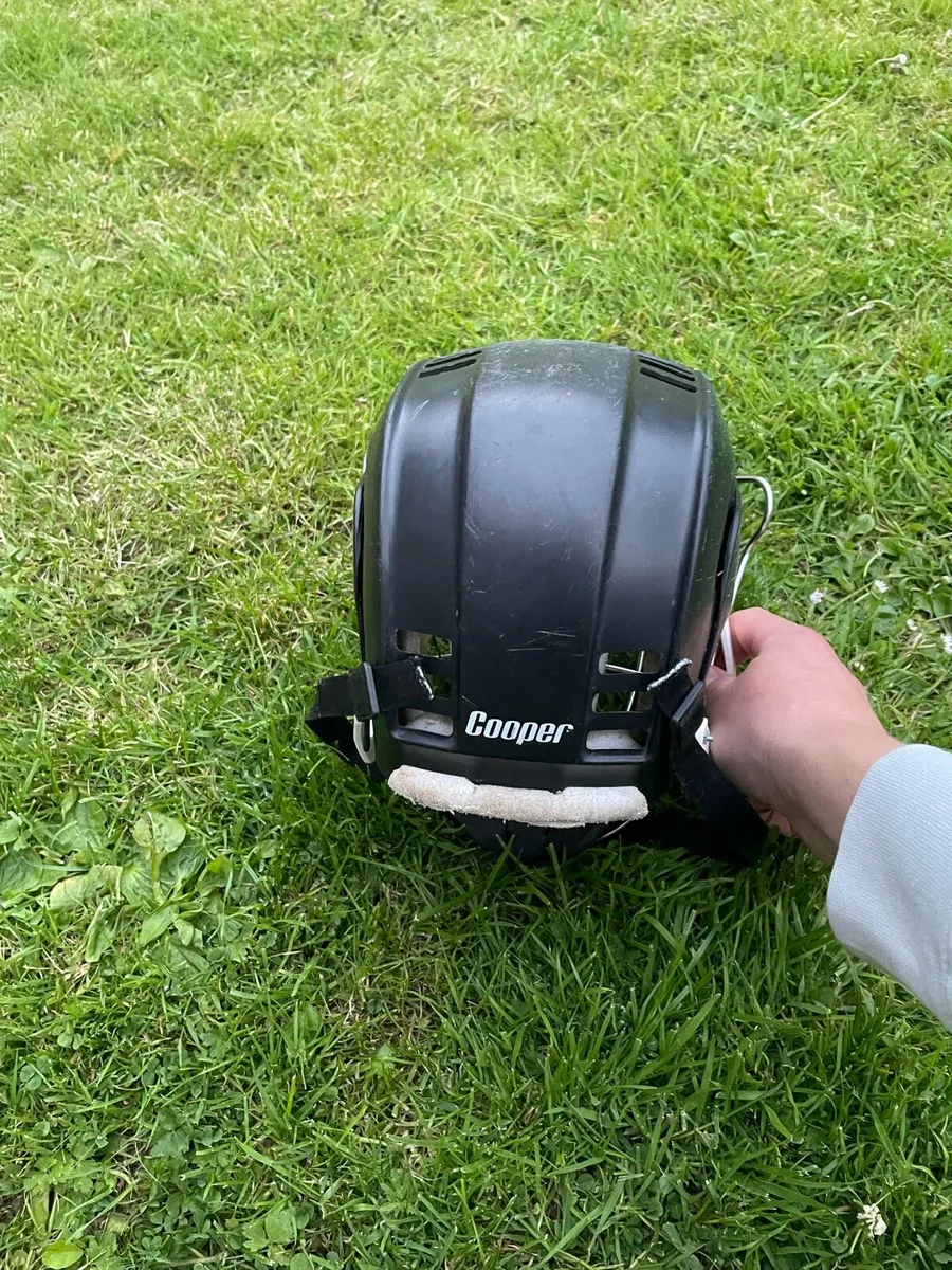 Hurling helmet - Image 3