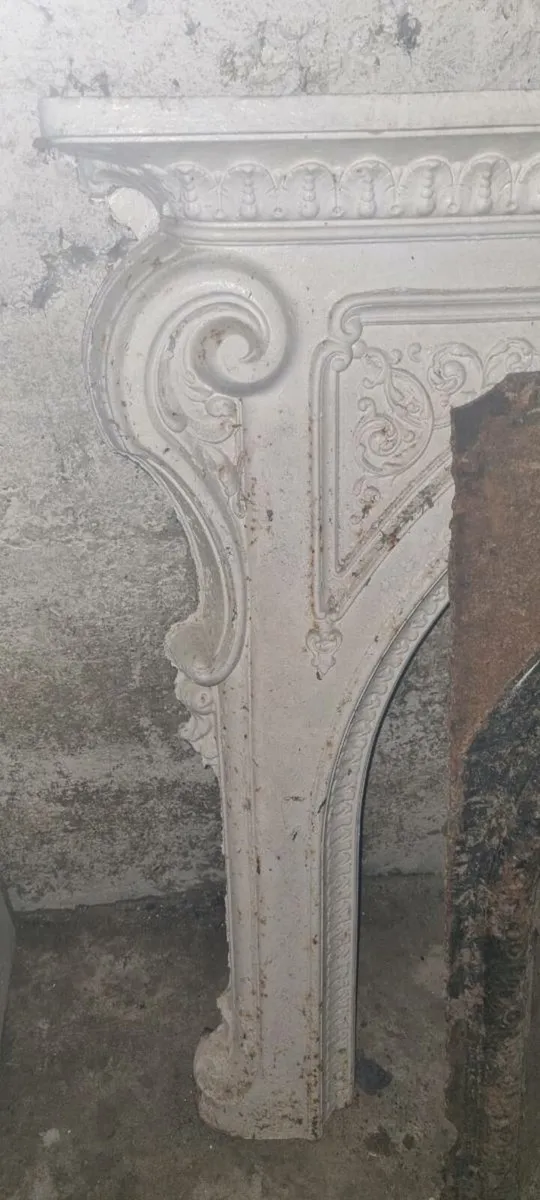 Old cast iron fireplace - Image 2