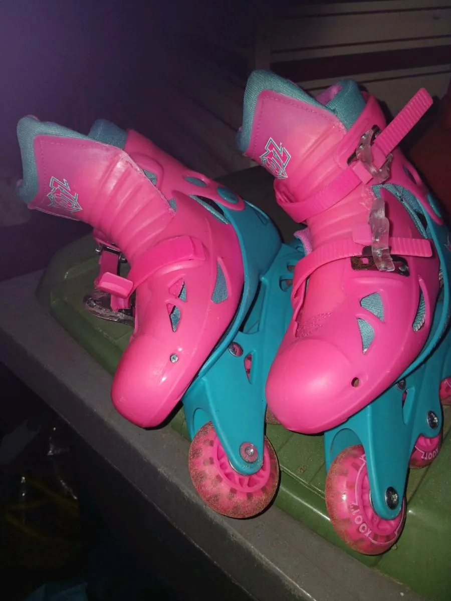 Roller skates - Image 1