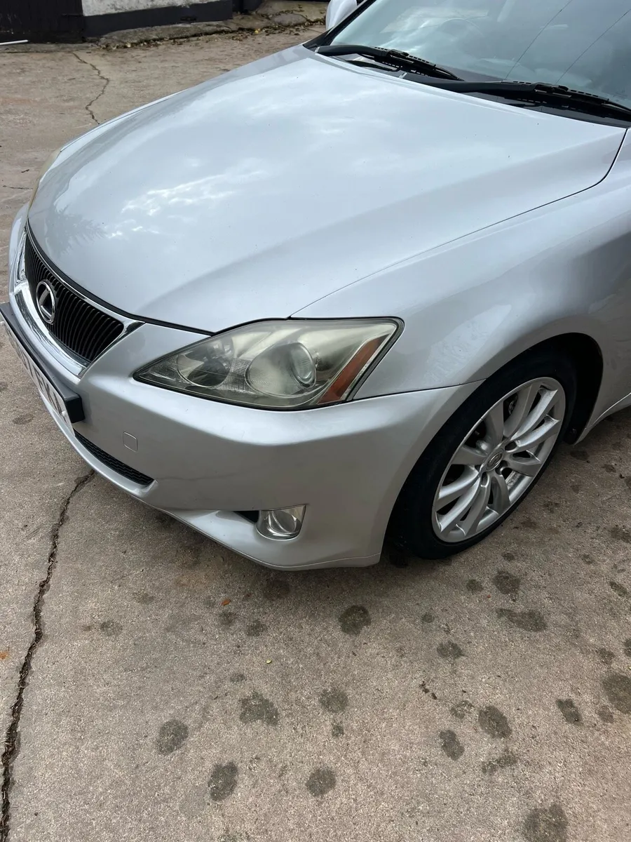 Lexus is250 - Image 3