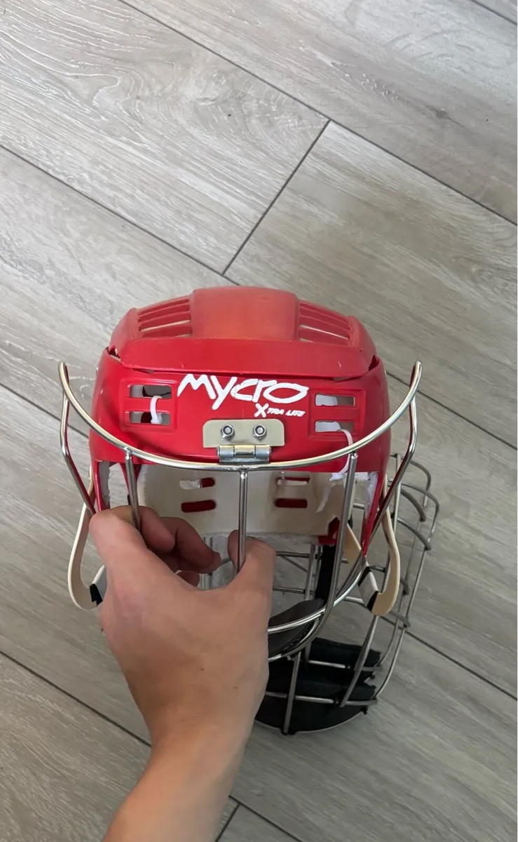 Hurling helmets - Image 2