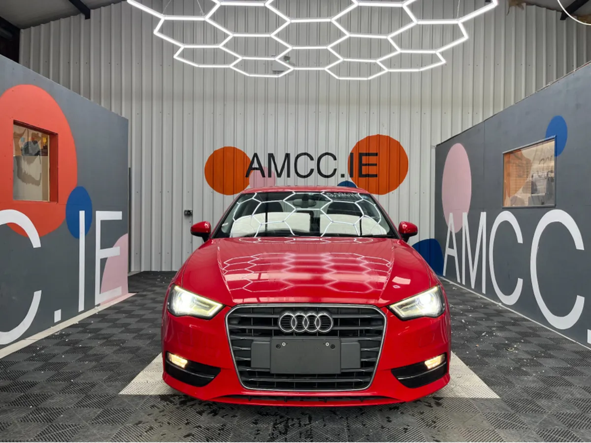 Audi A3 1.4 TFSI SPORT / 46k KMs / AUTOMATIC - Image 2