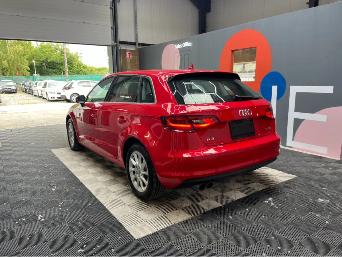Audi A3 1.4 TFSI SPORT / 46k KMs / AUTOMATIC - Image 4