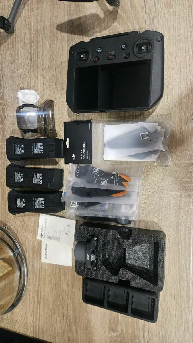 DJI Mavic 3 Enterprise Drone UAV with RTK (M3E) - Image 2