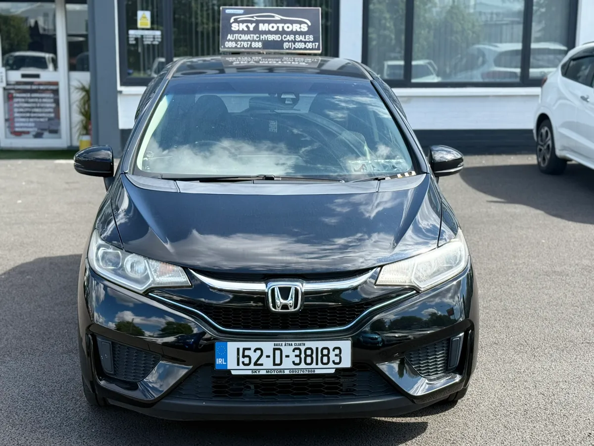 2015 Honda Jazz/Fit 1.5 Hybrid auto Top Specs - Image 2