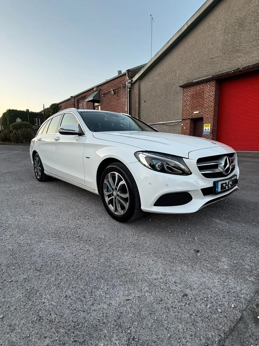 Mercedes C350e - Image 1