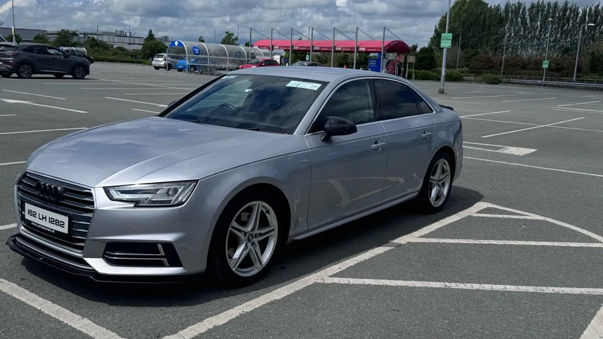 Audi A4 S line - Image 2
