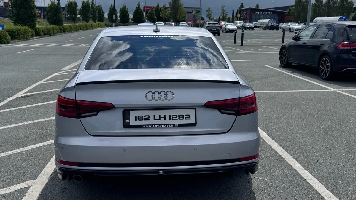 Audi A4 S line - Image 4