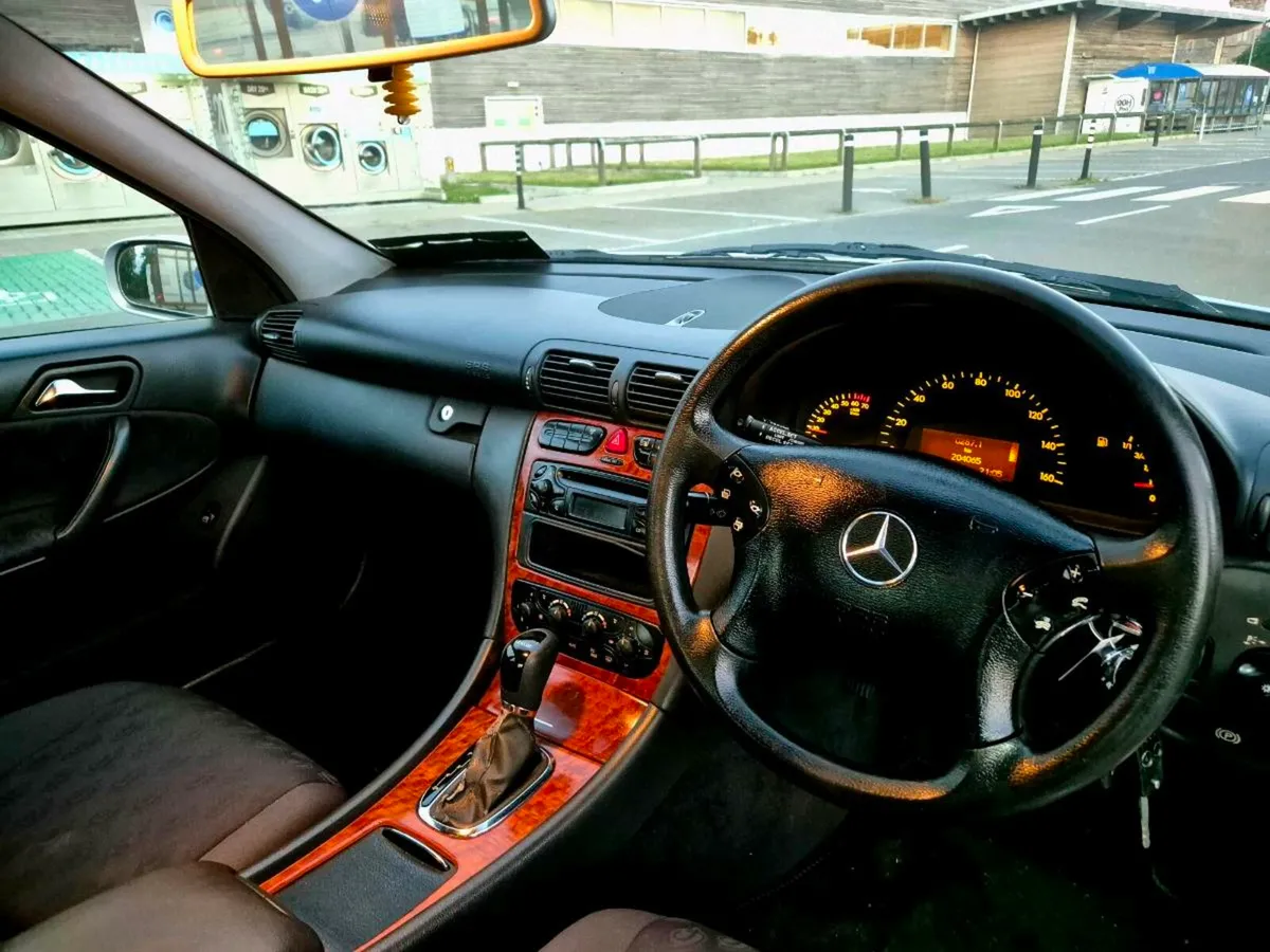 02 AUTOMATIC MERCEDES-BENZ C-180 TAXED N NCT'D - Image 1