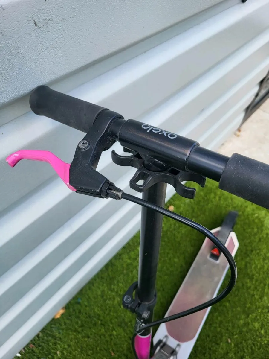 Scooter - Image 2