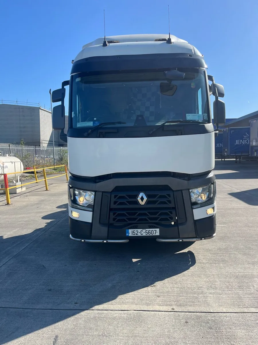 Renault t460 (low mileage) - Image 1