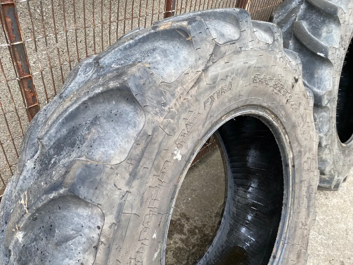 13.6R24 (340/85R24) FIRESTONE RADIAL TRACTOR TYRES - Image 3