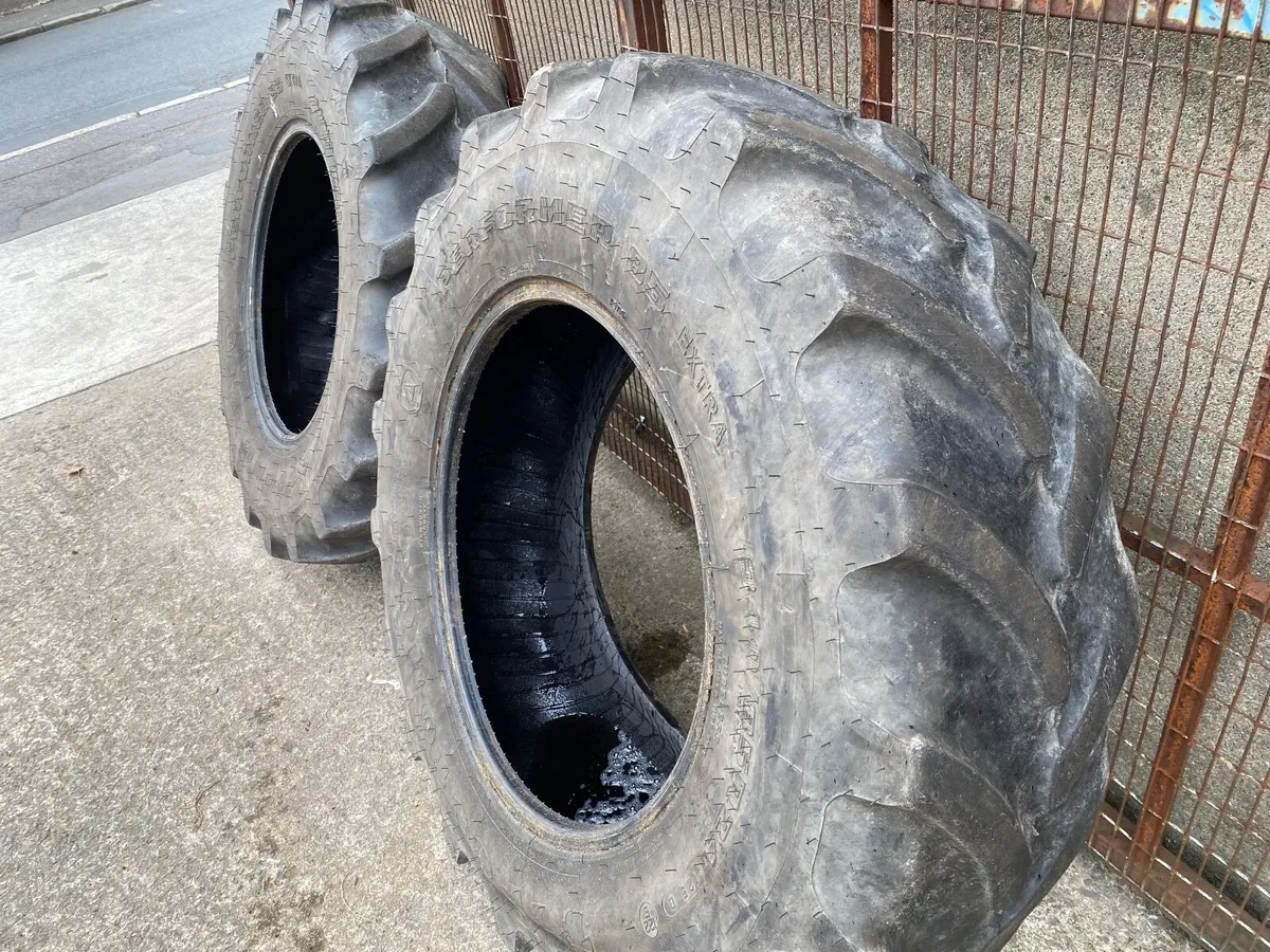 13.6R24 (340/85R24) FIRESTONE RADIAL TRACTOR TYRES - Image 4