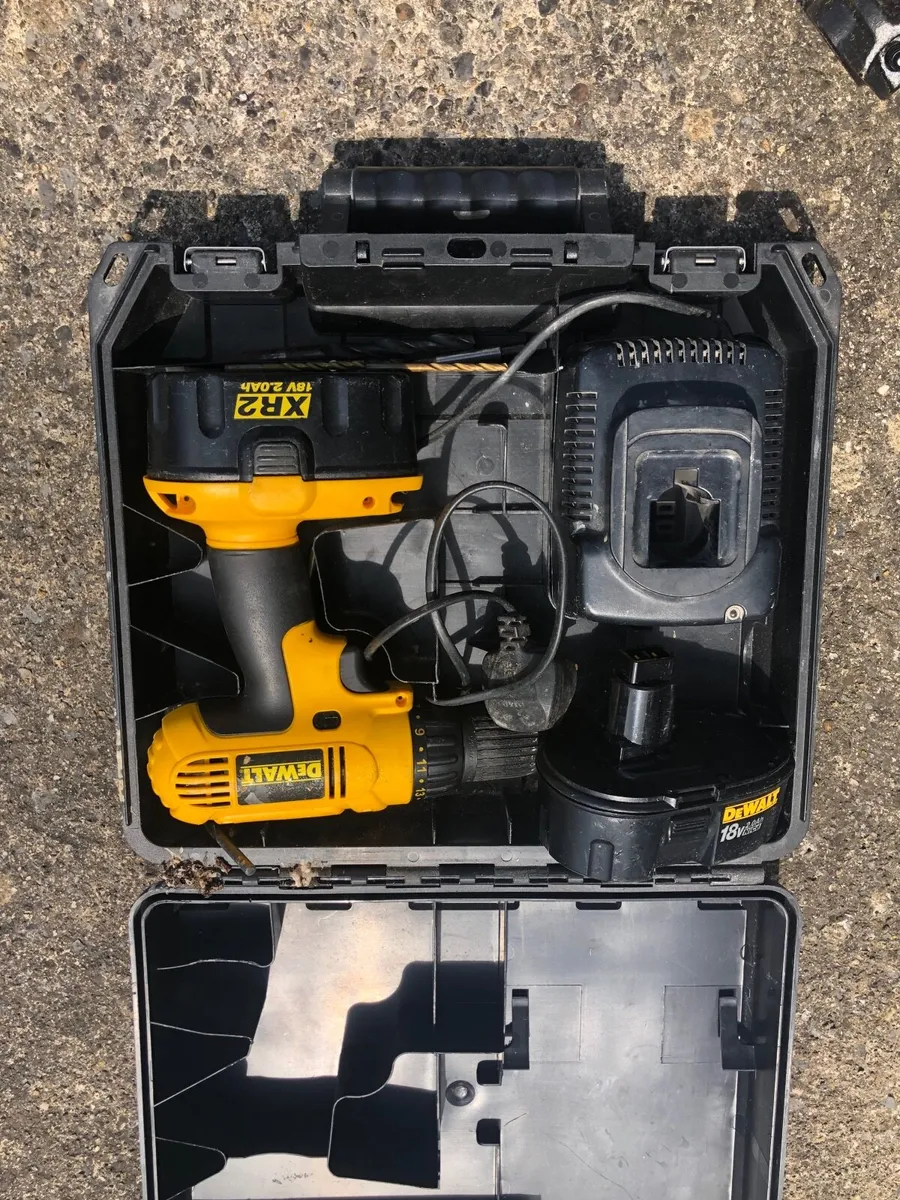 Dewalt screwgun/drill