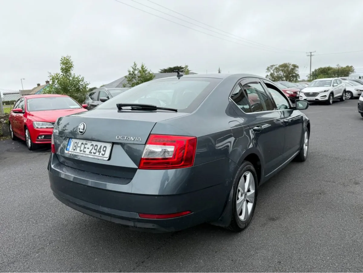 Skoda Octavia 1.6 TDI SE Technology 115PS 5DR - Image 4