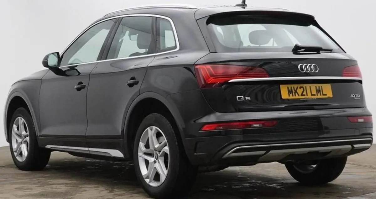 Audi Q5 2.0 TDI 40 Sport SUV 5dr Diesel S Tronic - Image 2