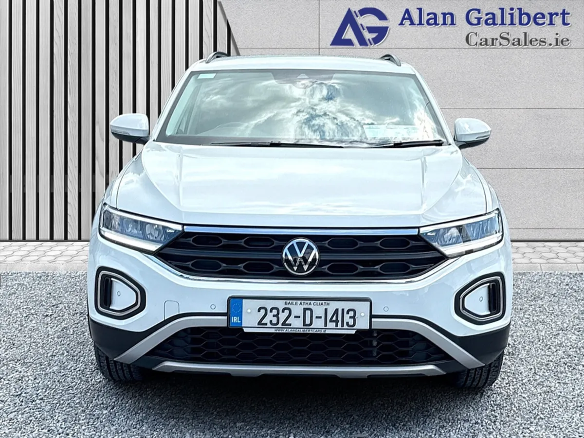 Volkswagen T-Roc LIFE 1.0 TSI - Image 4