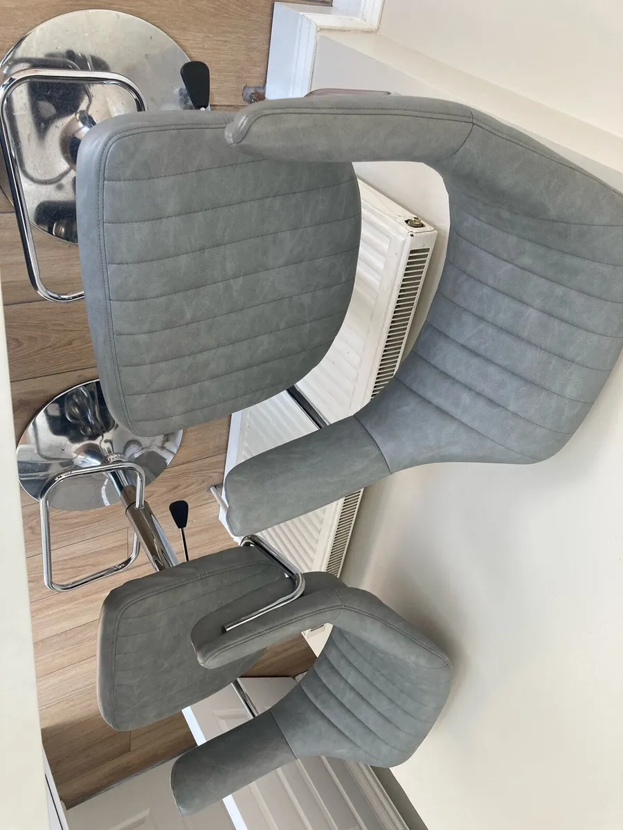 Grey padded bar stool - Image 2