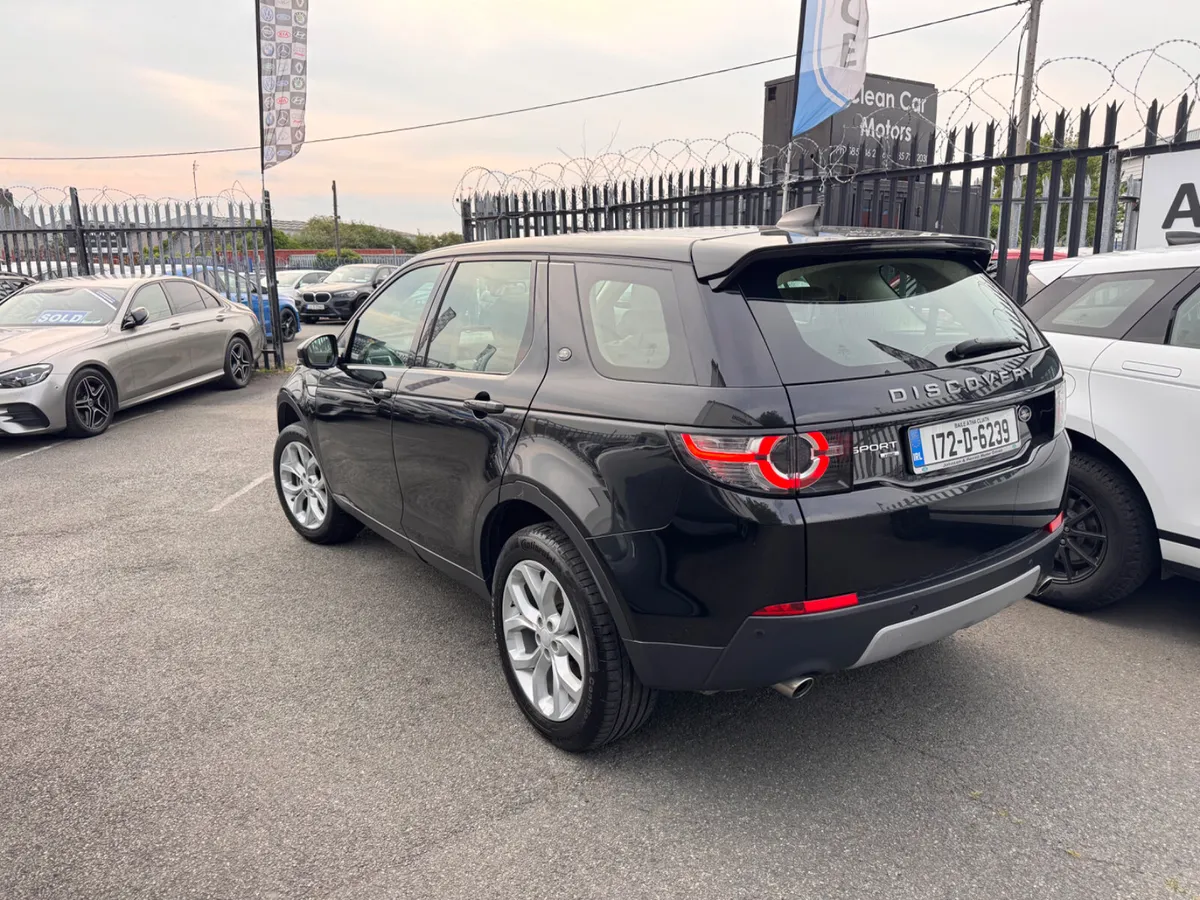 17 Land Rover Discovery Sport Automatic Hse - Image 4