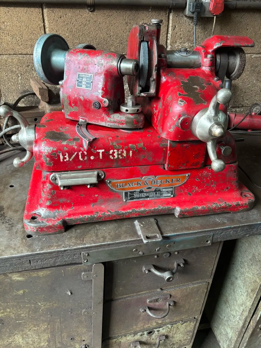 Black & Decker valve refacing machine  240 v - Image 4
