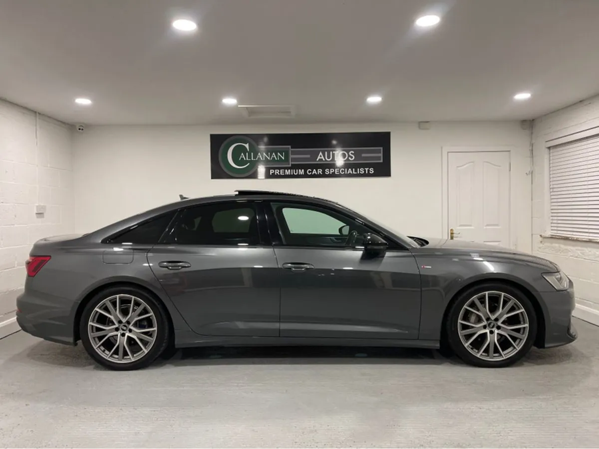 Audi A6 2.0 TDI Black Edition 40 204PS Quattro  m - Image 4