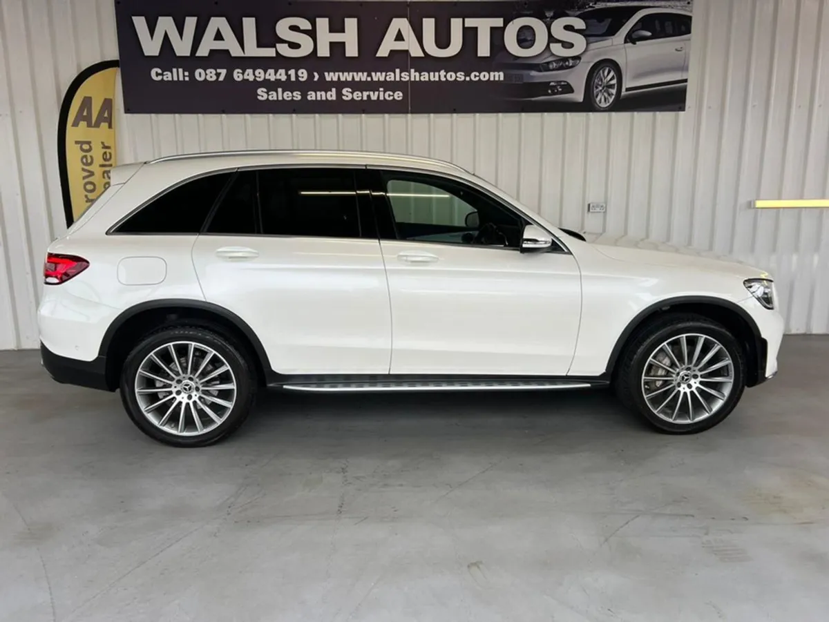 Mercedes-Benz GLC-Class 300 AMG Line Premium DE - Image 4