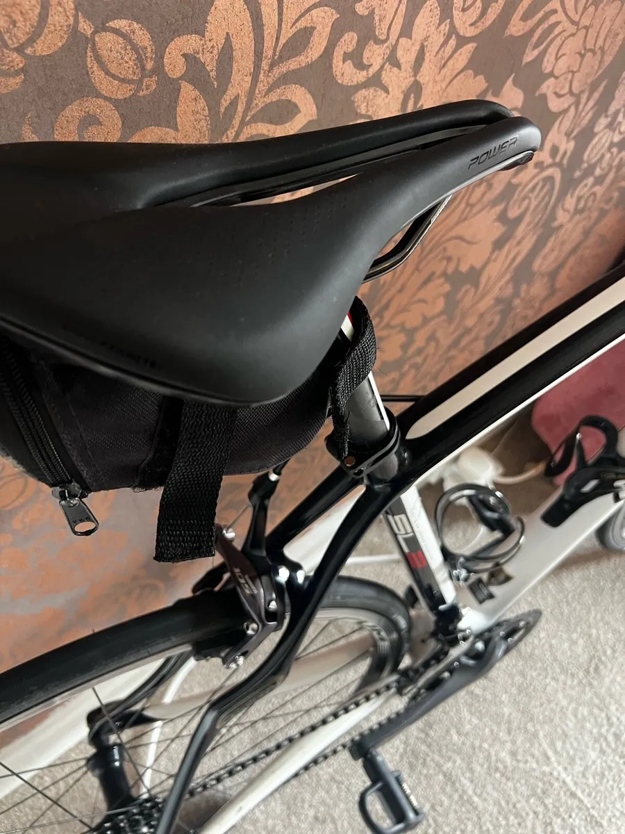 Specialized Roubaix SL2 Carbon racer - Image 3