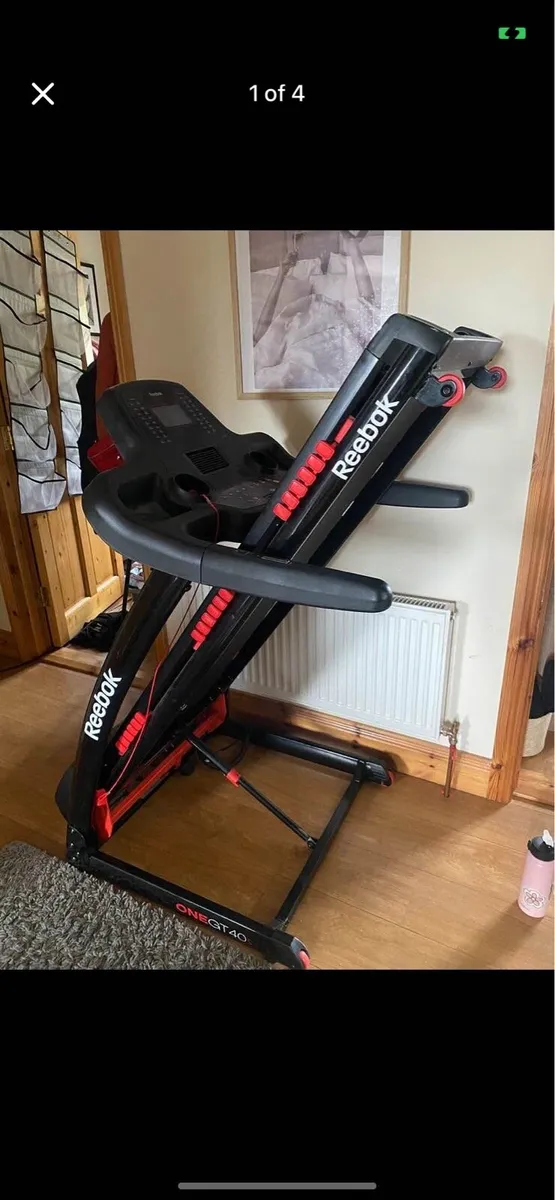 Reebok gt40s treadmill - Image 1
