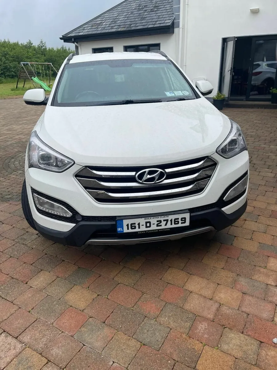 Hyundai Santa Fe 2016 - Image 4